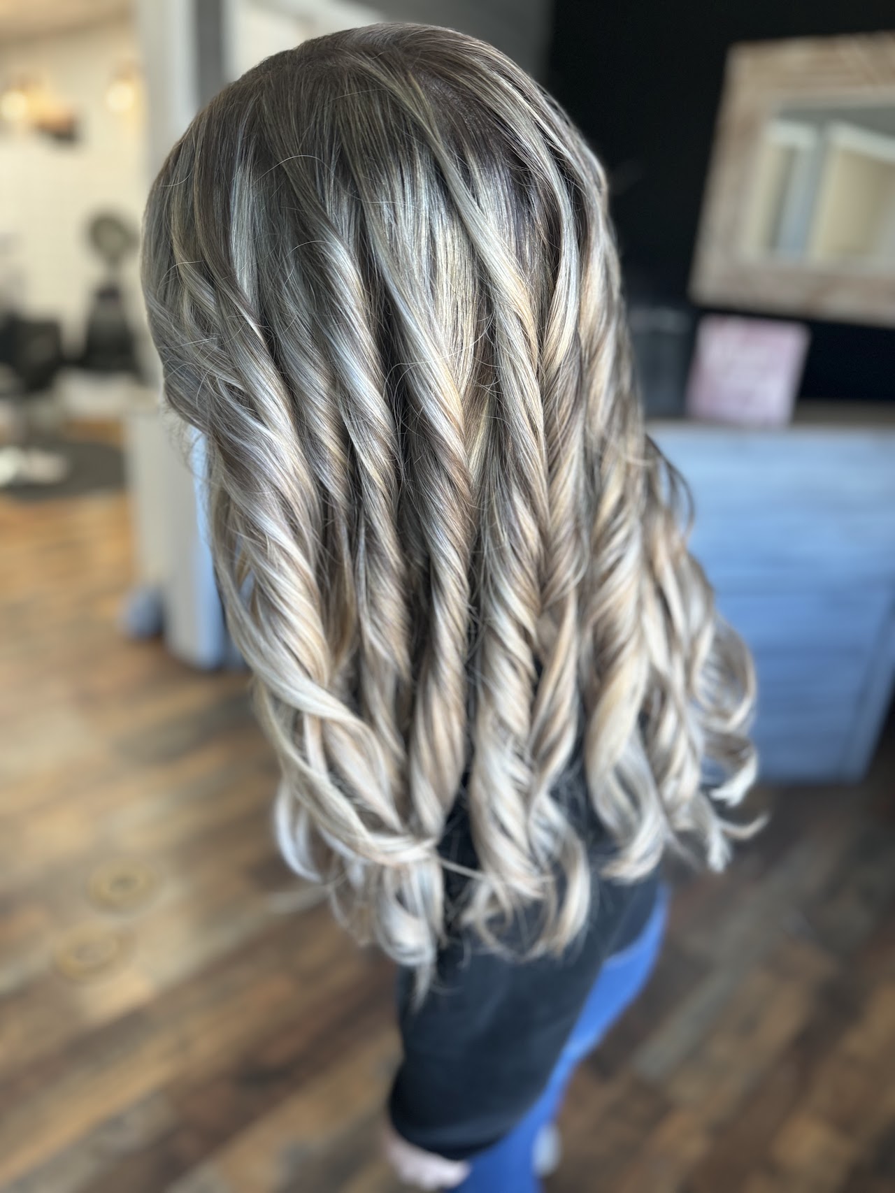 Haircuts & Styling service photo