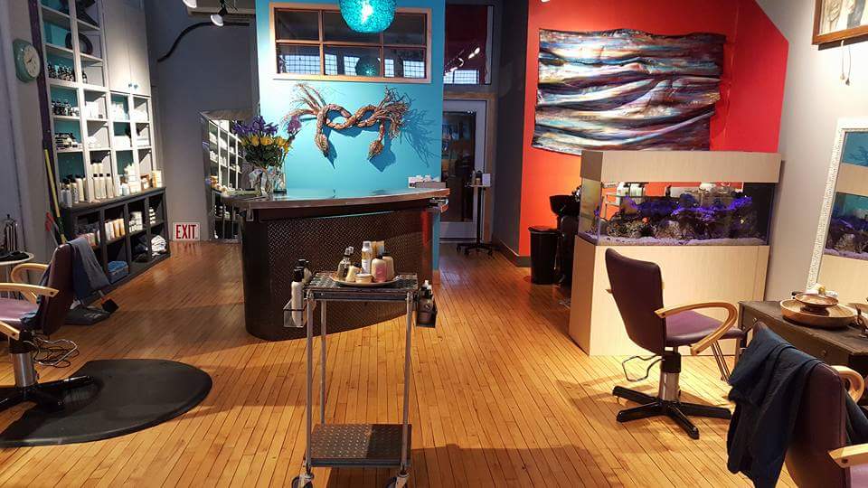 Women's Cut & Style service photo