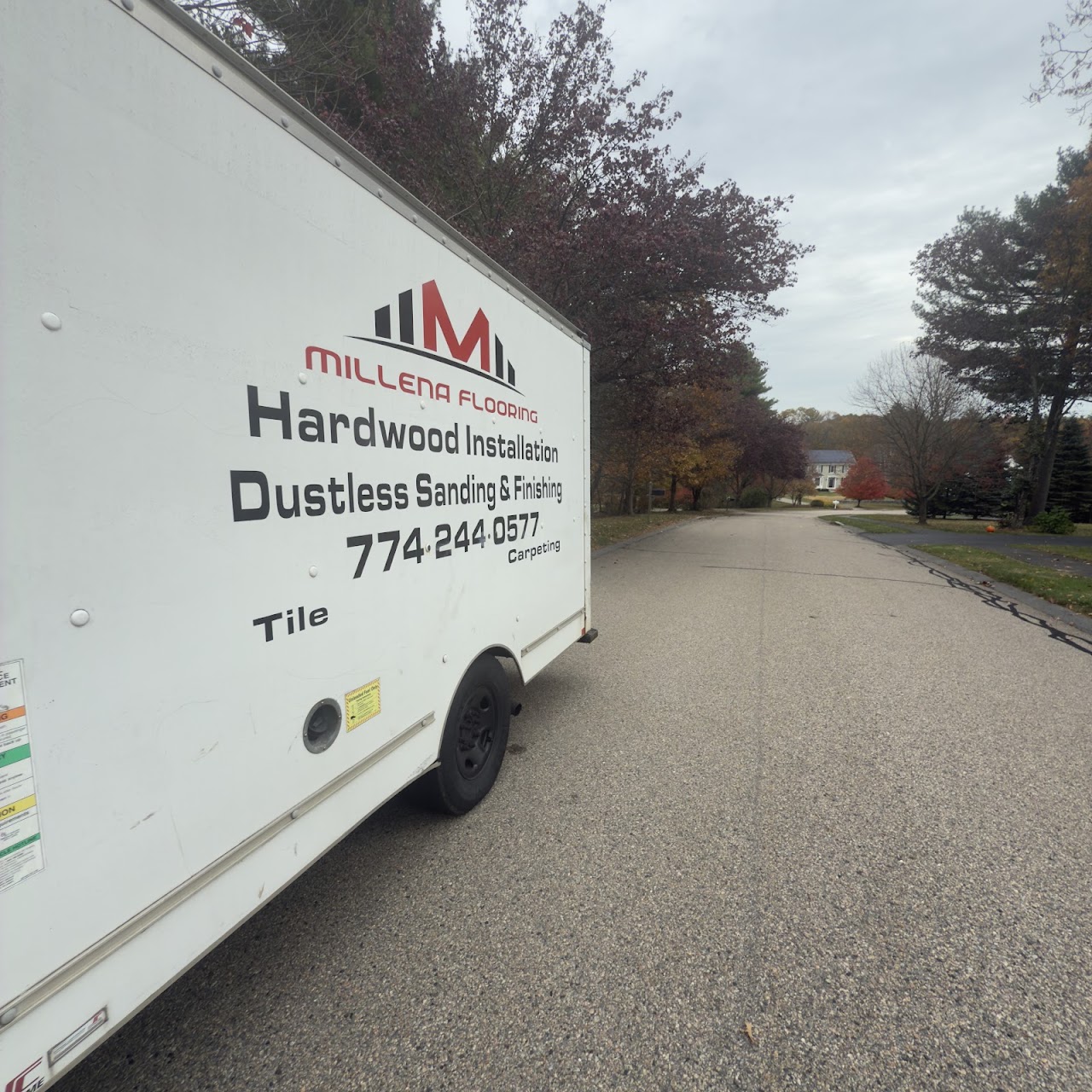 Hardwood Floor Installation service photo