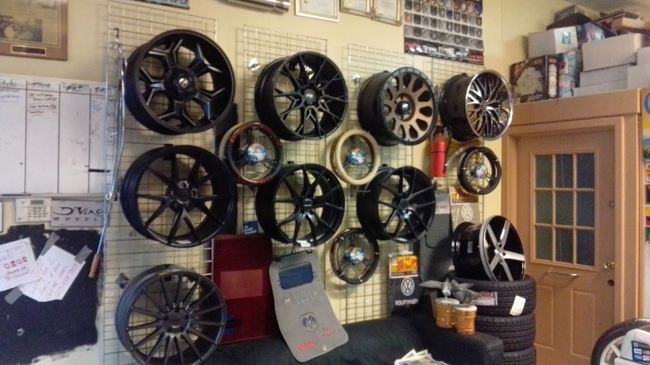 Custom Rims & Wheels service photo