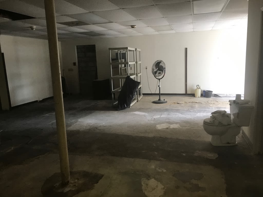The HUB @ Kings Road LLC project photo from Jacksonville