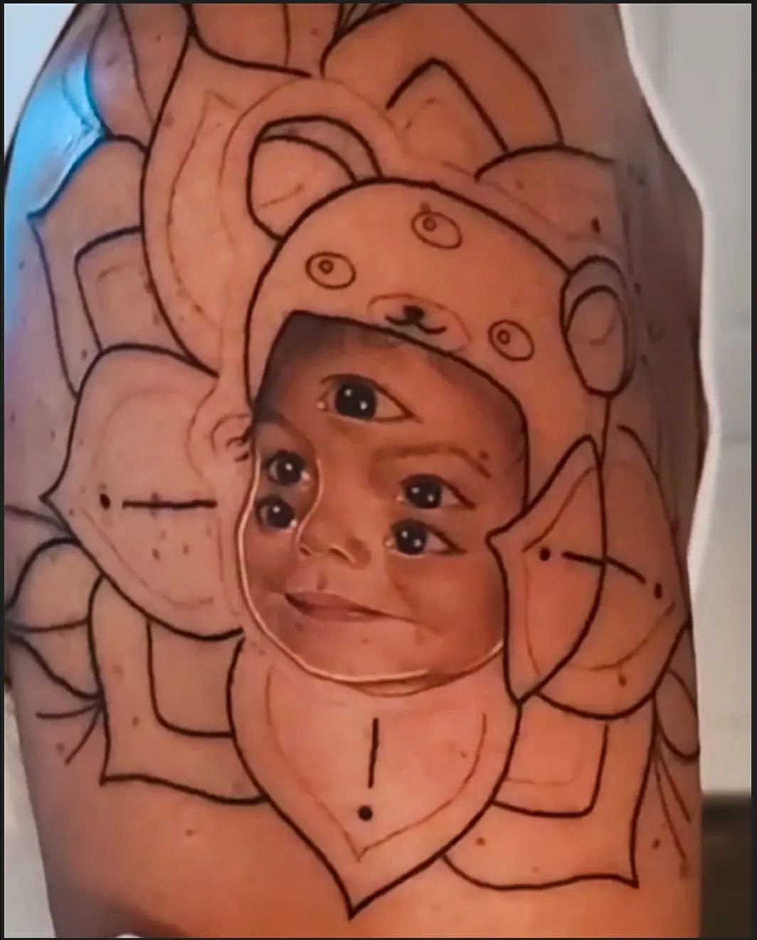 Realism Tattoos service photo
